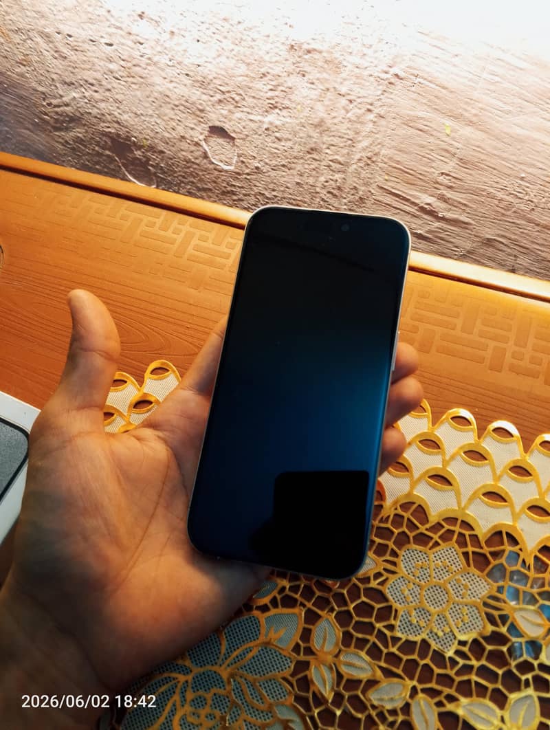 Apple iPhone 15 Pro 2