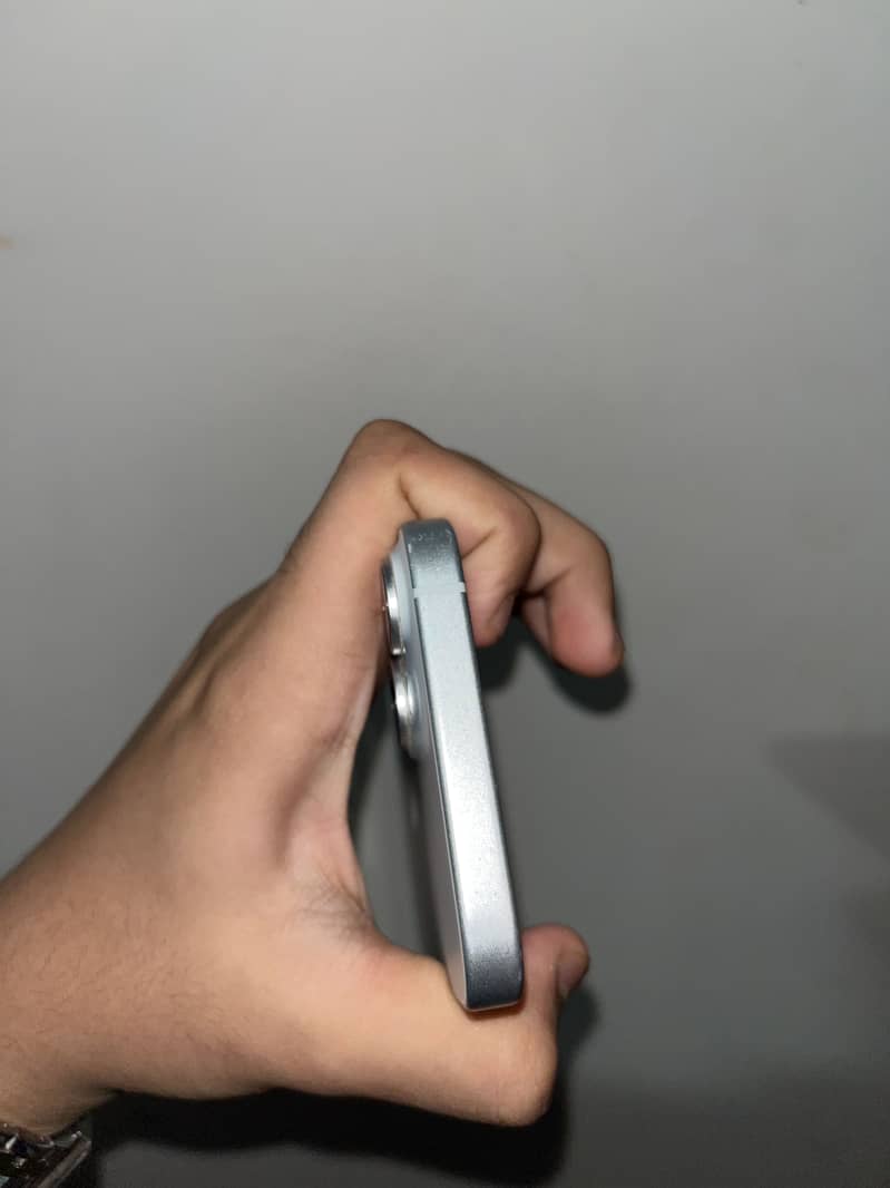 Apple iPhone 15 1
