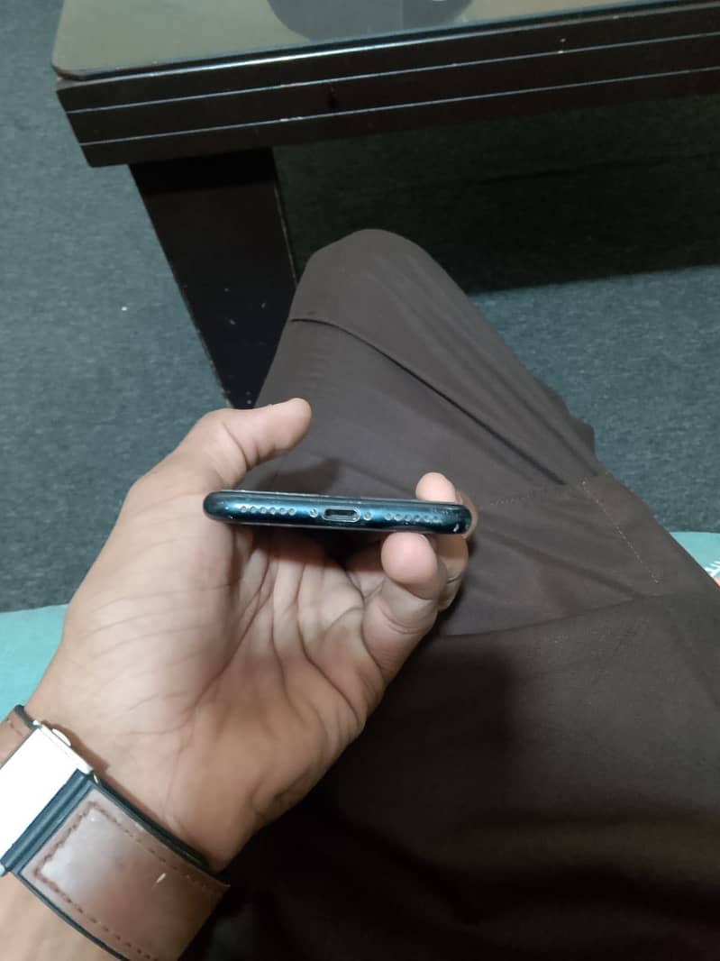 Apple iPhone SE 1
