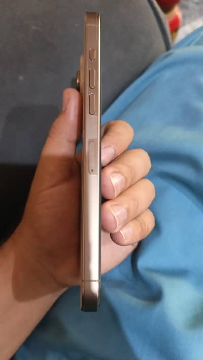 Apple iPhone 16 Pro Max