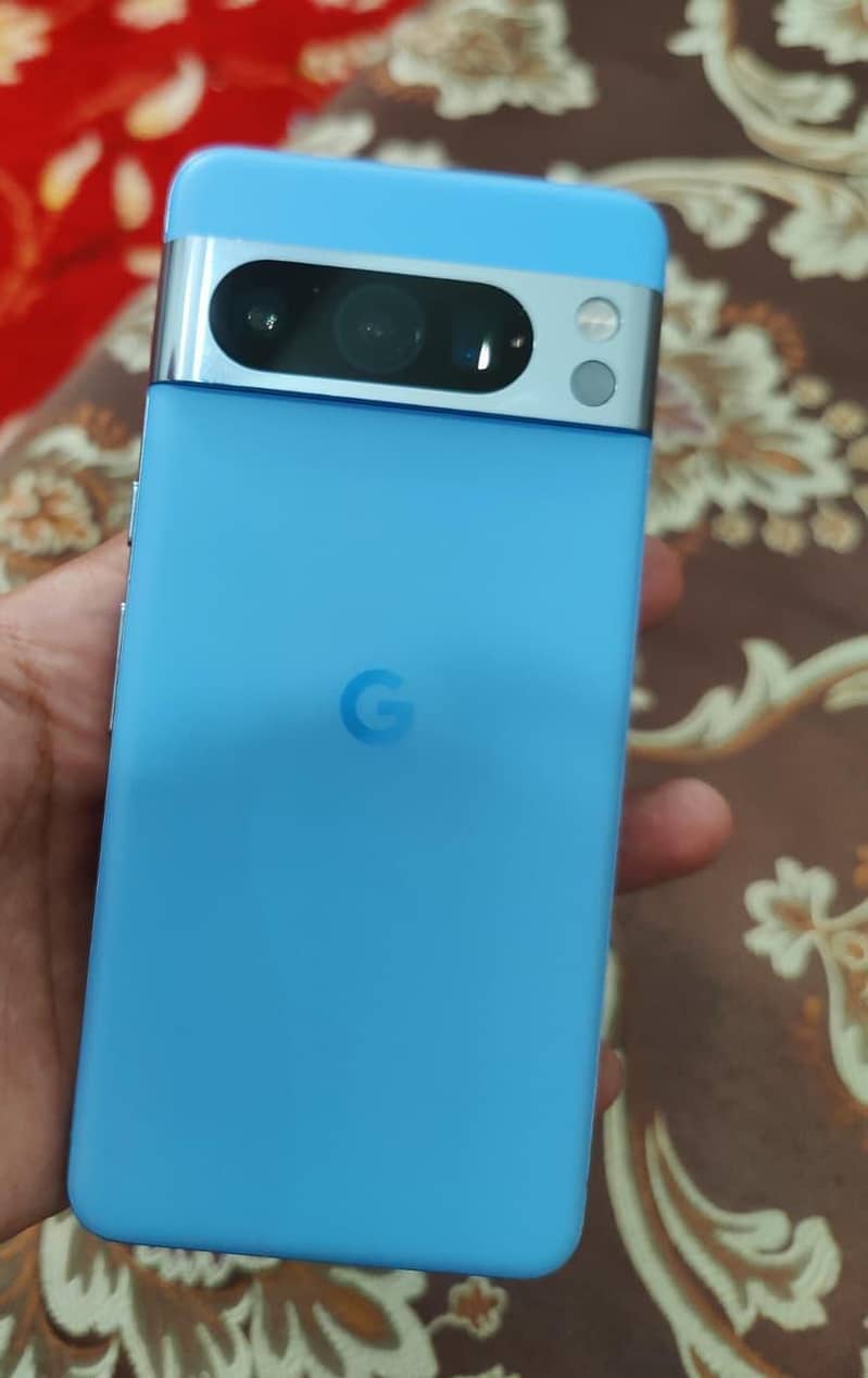 Google Pixel 8 Pro 0