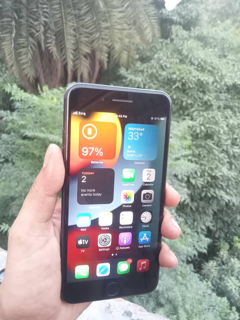 Apple iPhone 7 Plus 3