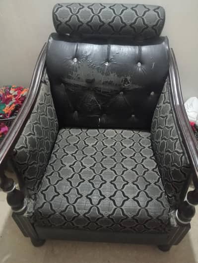 7 seater sofa shesham wood poshish required