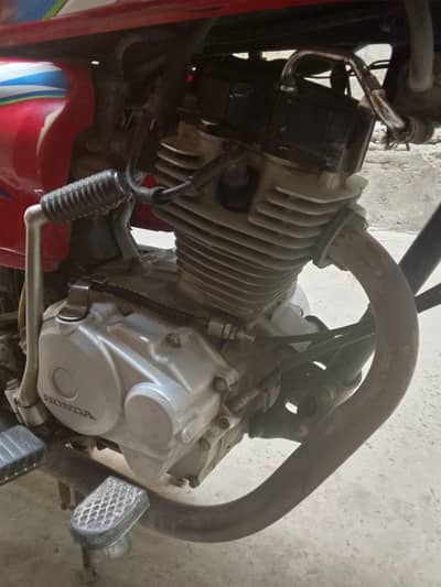 honda 125 all ok urgent sale paisy ki zaorort ha