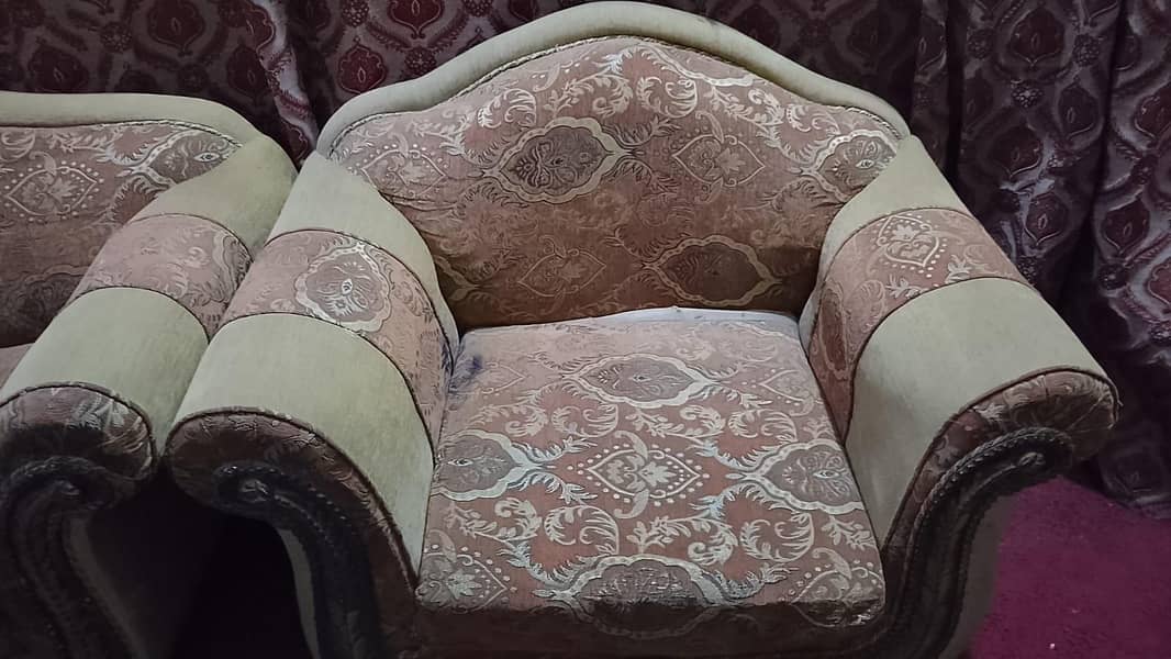 Comfortable Sofa set 0