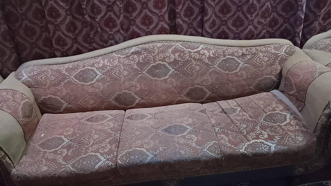 Comfortable Sofa set 1