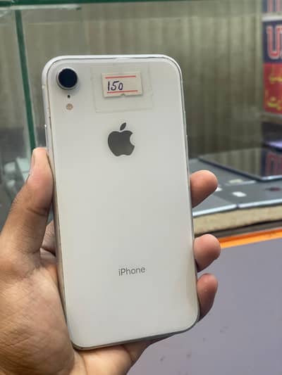 Apple iPhone XR