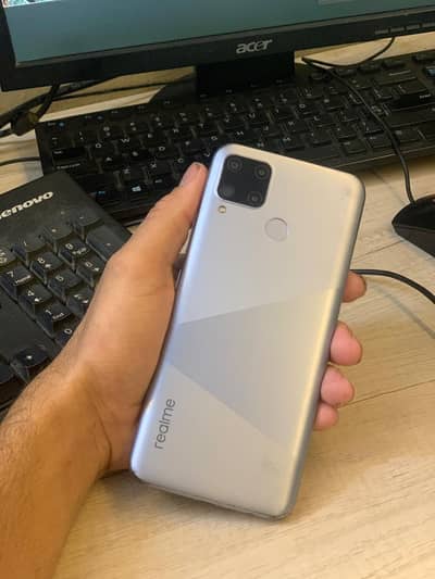 Realme C15 all ok 10by9 with box