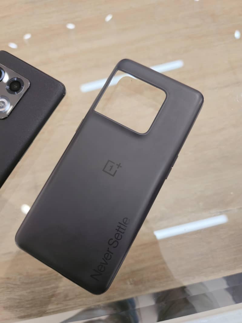 One Plus 10 Pro 2