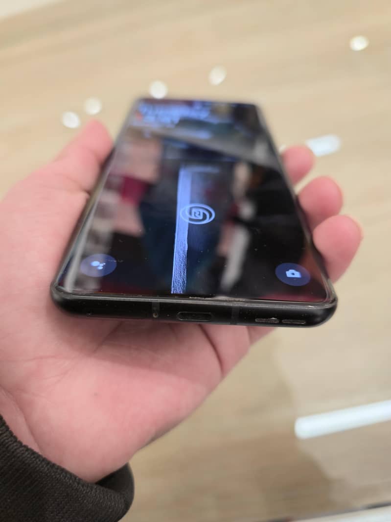 One Plus 10 Pro 5