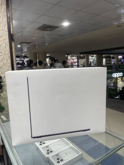 Apple Macbook Air M5