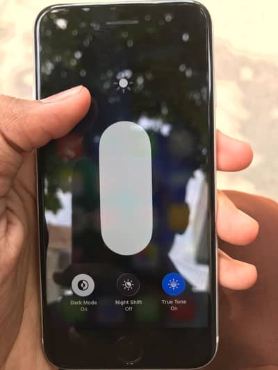 Apple iPhone SE