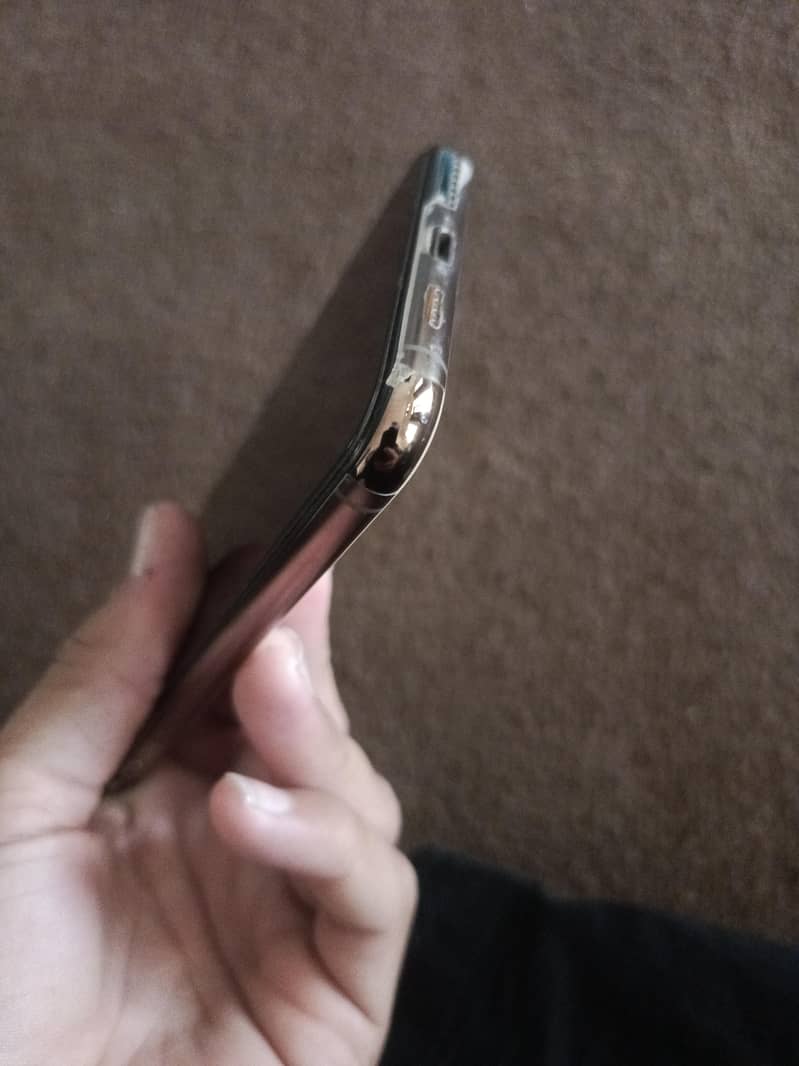 Iphone 11 pro max 5