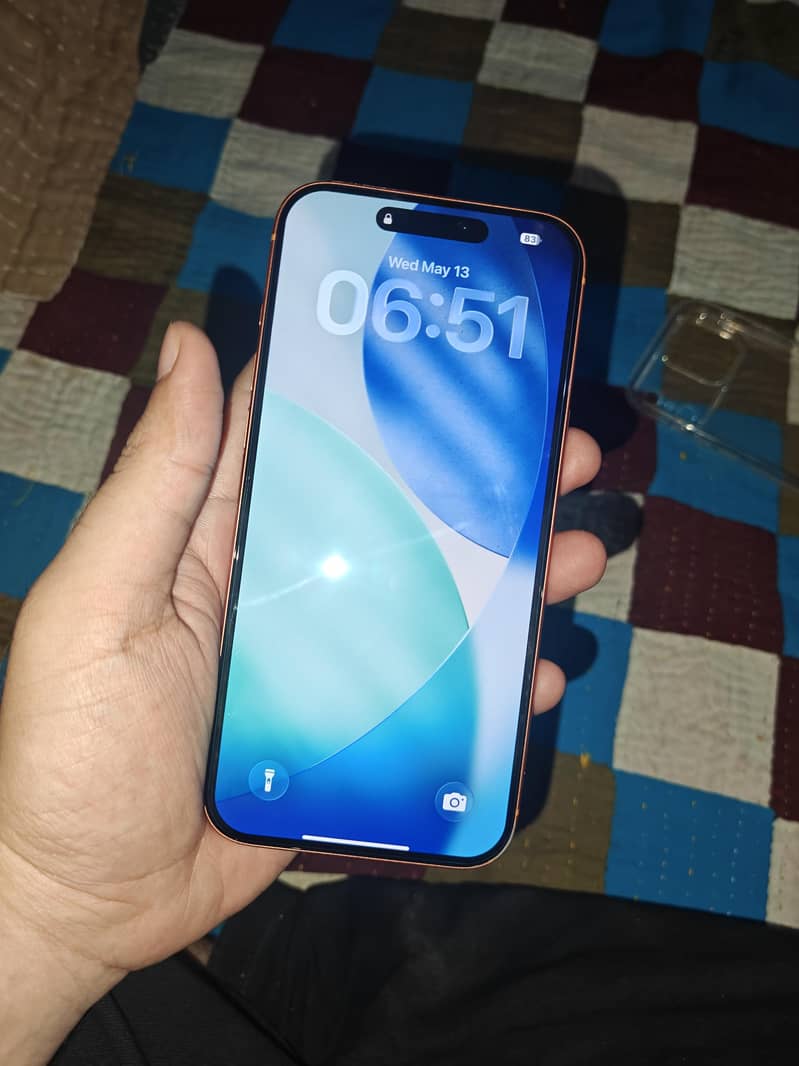 Apple iPhone 17 Pro Max 2