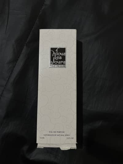 TOUS LES JOURS 437 perfume