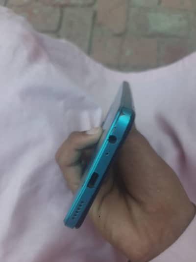 Tecno Spark Go 4/64
