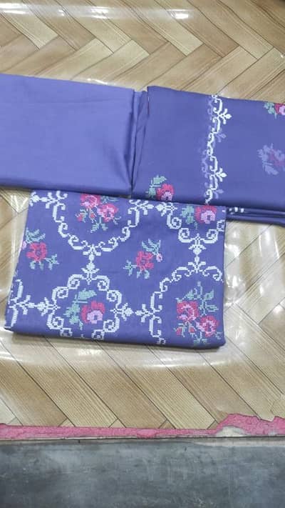 Unstiched Lawn suit/Embroided dresses 3 piece dresses/Unstitch dresses