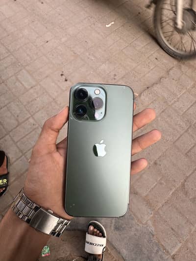 Apple iPhone 13 Pro