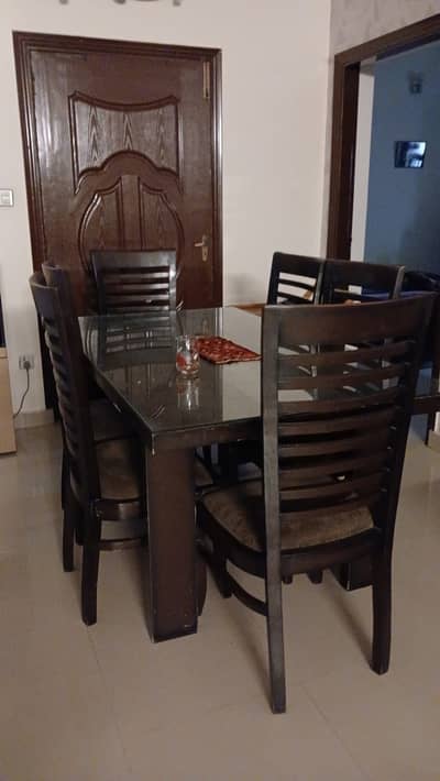 6 seater dining table