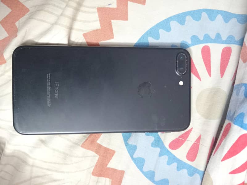 Apple iPhone 7 Plus 5