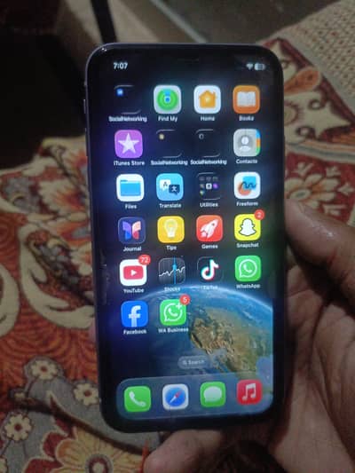 Apple iPhone 11