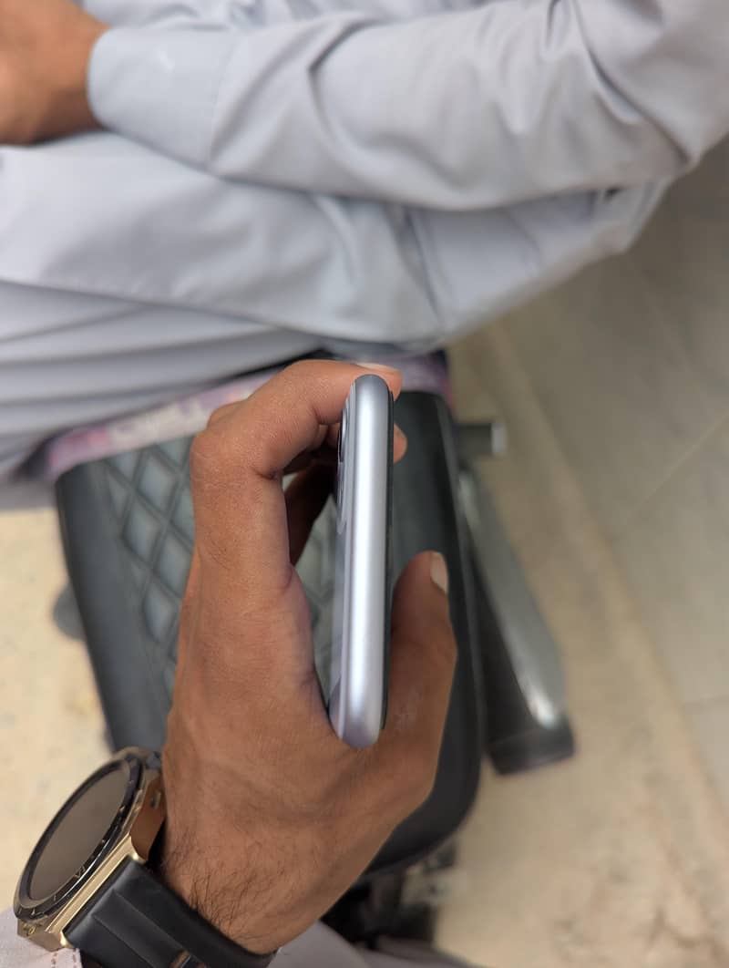 Apple iPhone 11 2