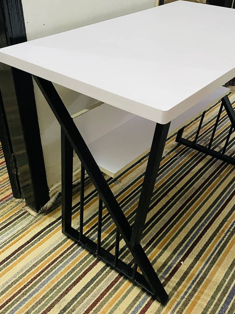 Study table 3
