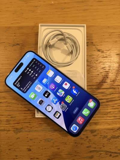 iPhone 15 plus 128gb white color
