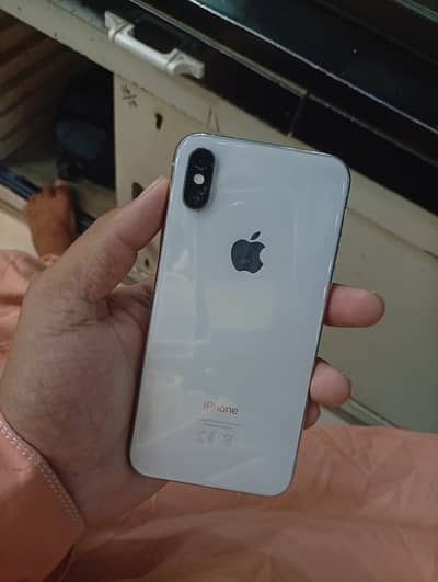 iPhone XS 64GB PTA Approved 73% Battery Halt