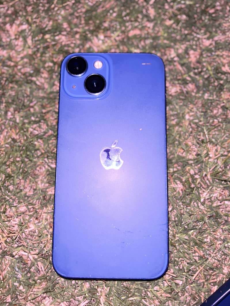 Apple iPhone 13 2