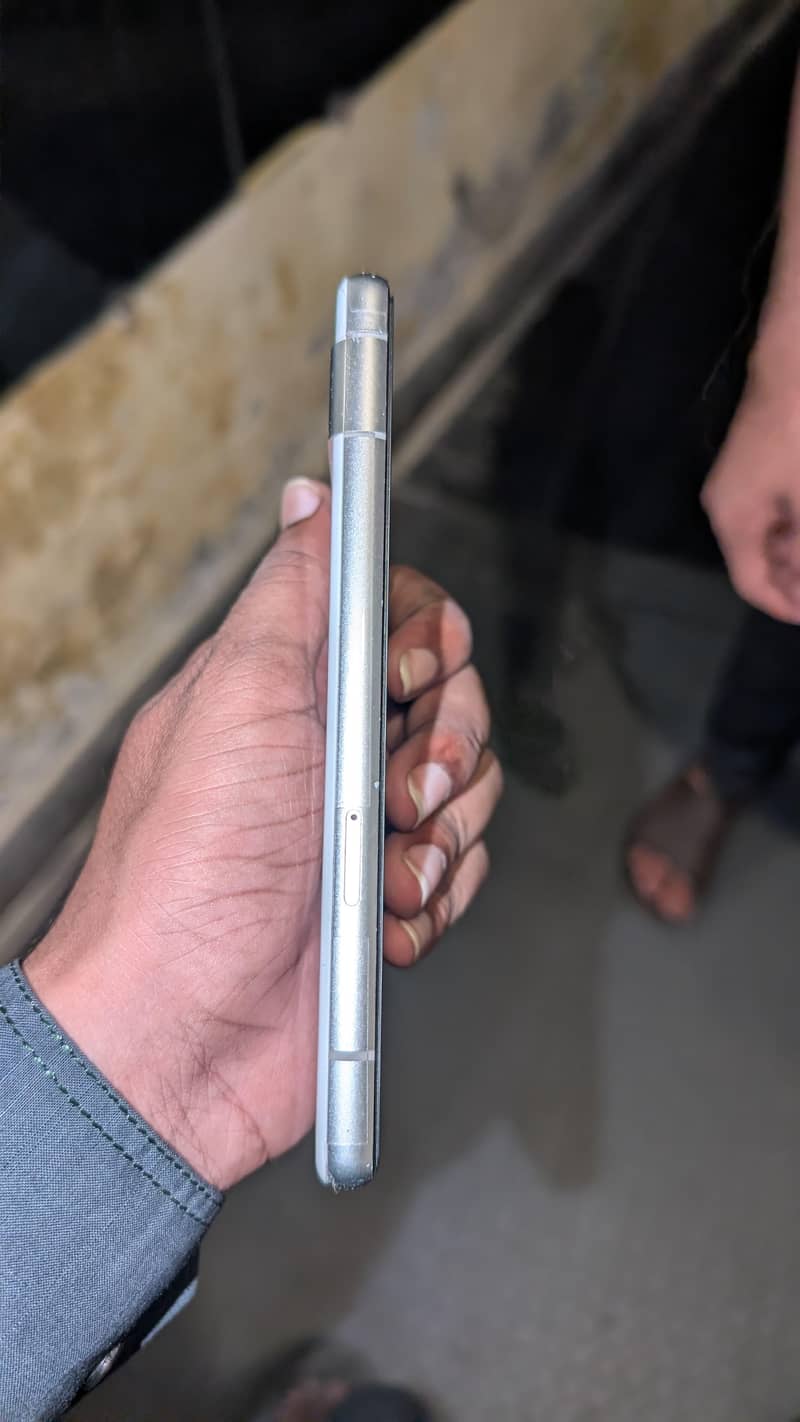 Google Pixel 7a 6