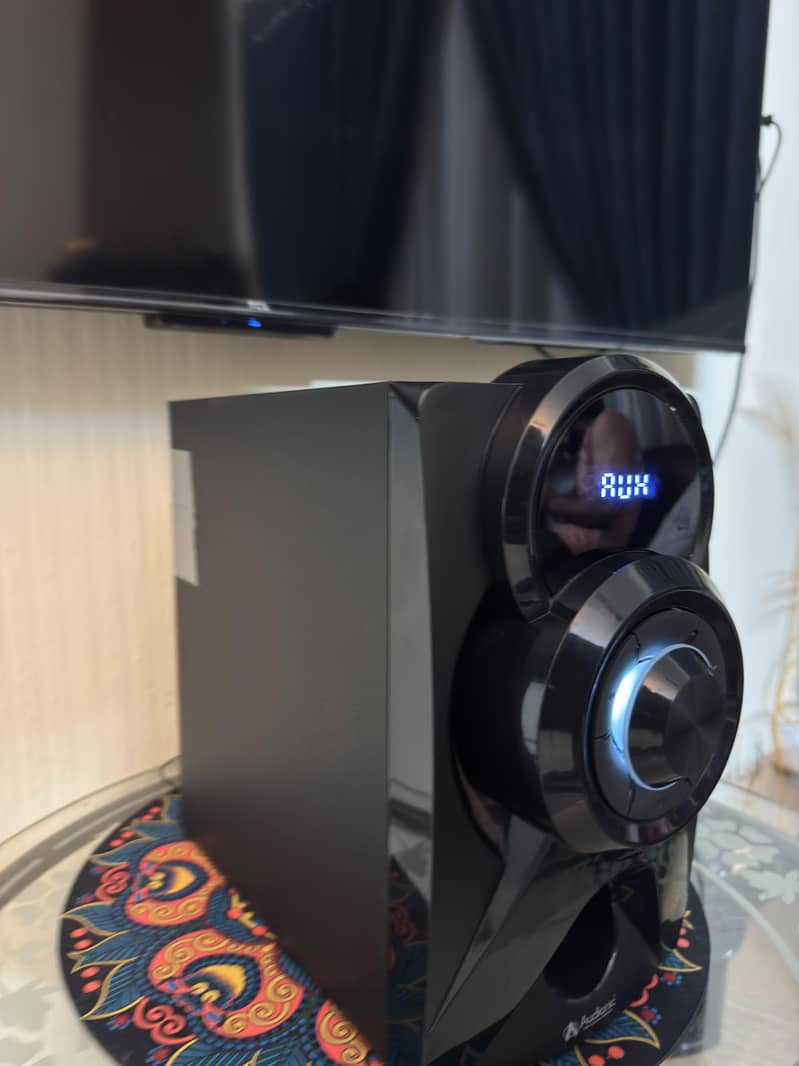 Audionic Speakers 1