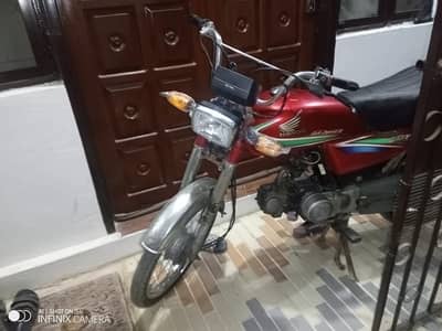 Honda CD 70 2015