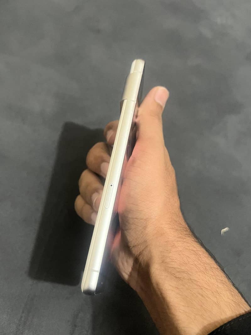 Google Pixel 7 3