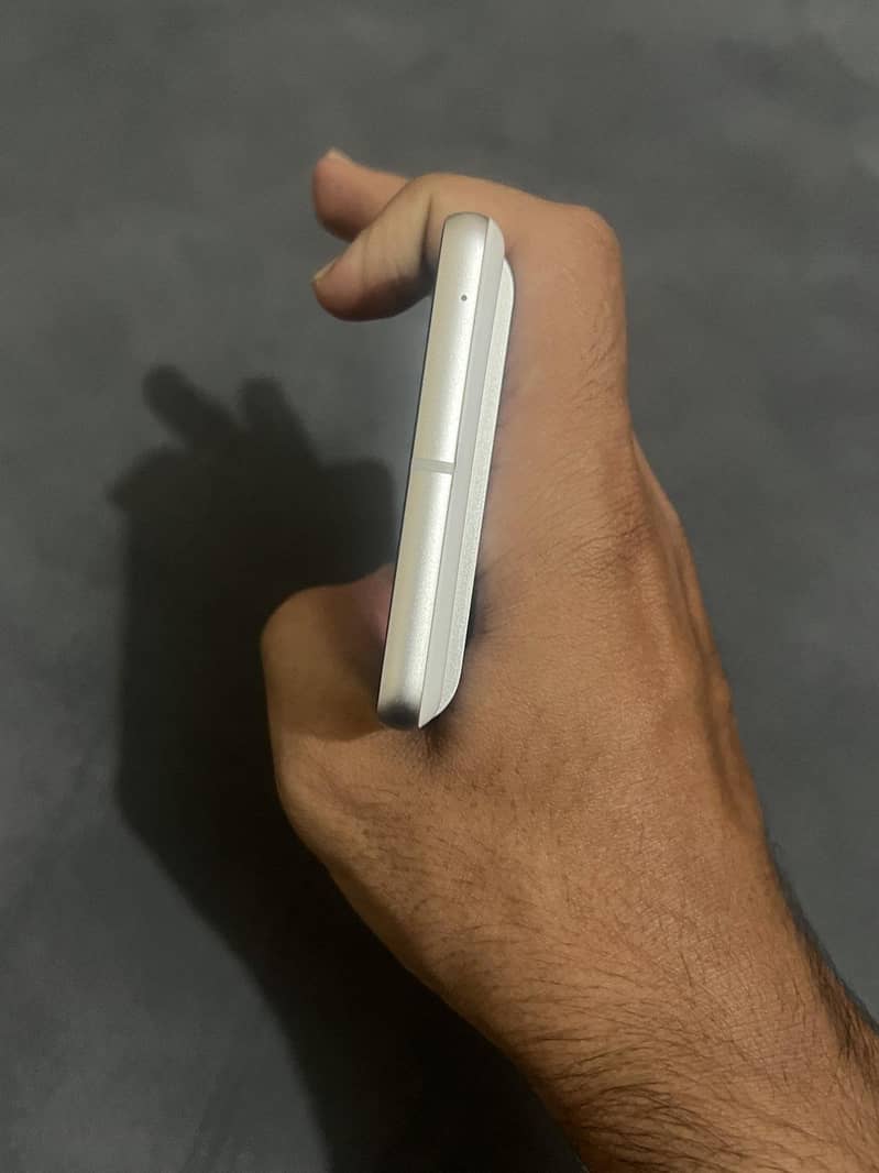 Google Pixel 7 6