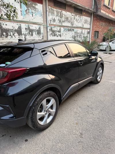 Toyota C-HR 2019