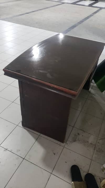BROWN OFFICE TABLE RS. 3000