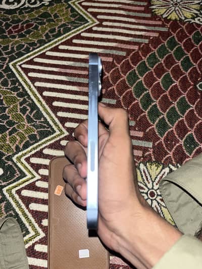 Apple iPhone 14