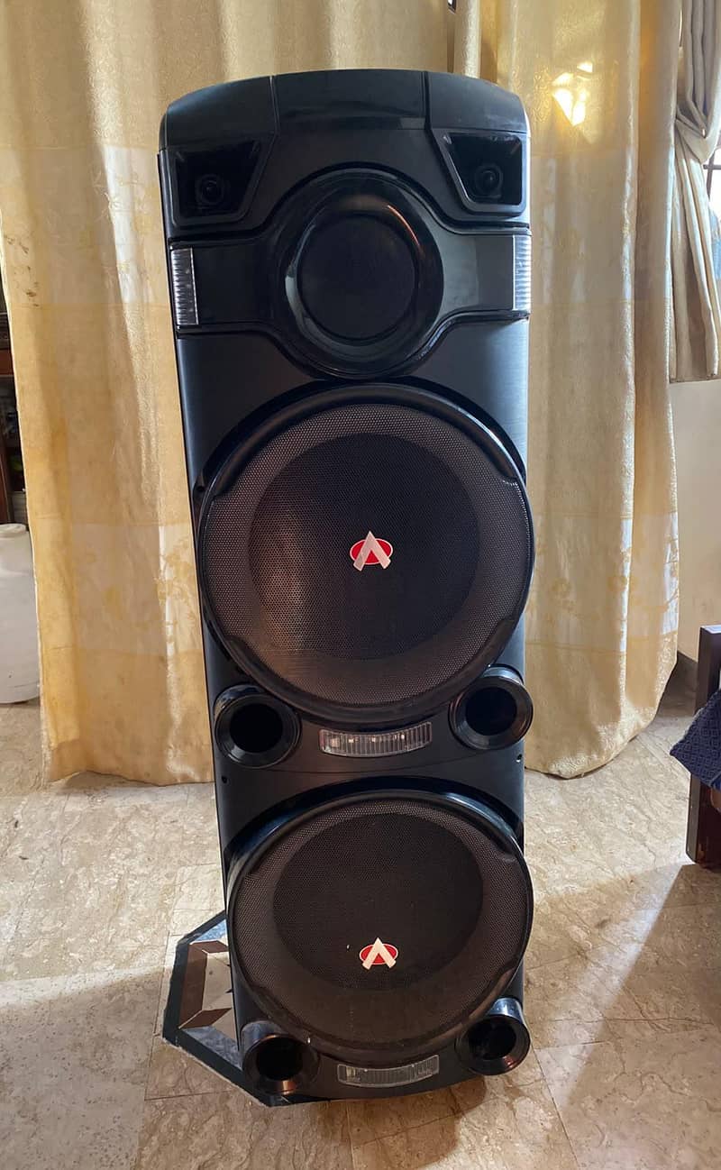 Audionic speakers 1