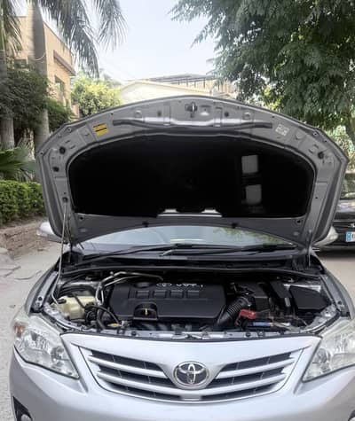 Toyota Corolla Altis 2013