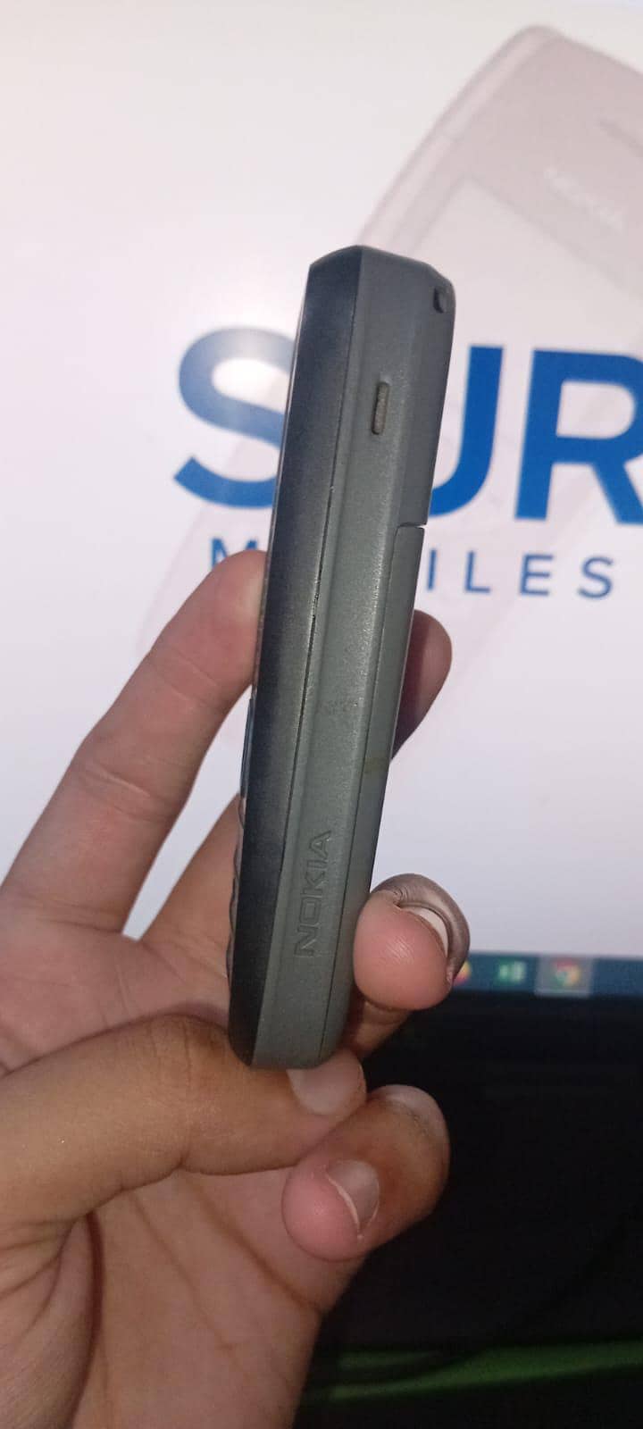 Nokia 1208 4