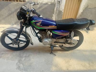 Honda 125 14 model