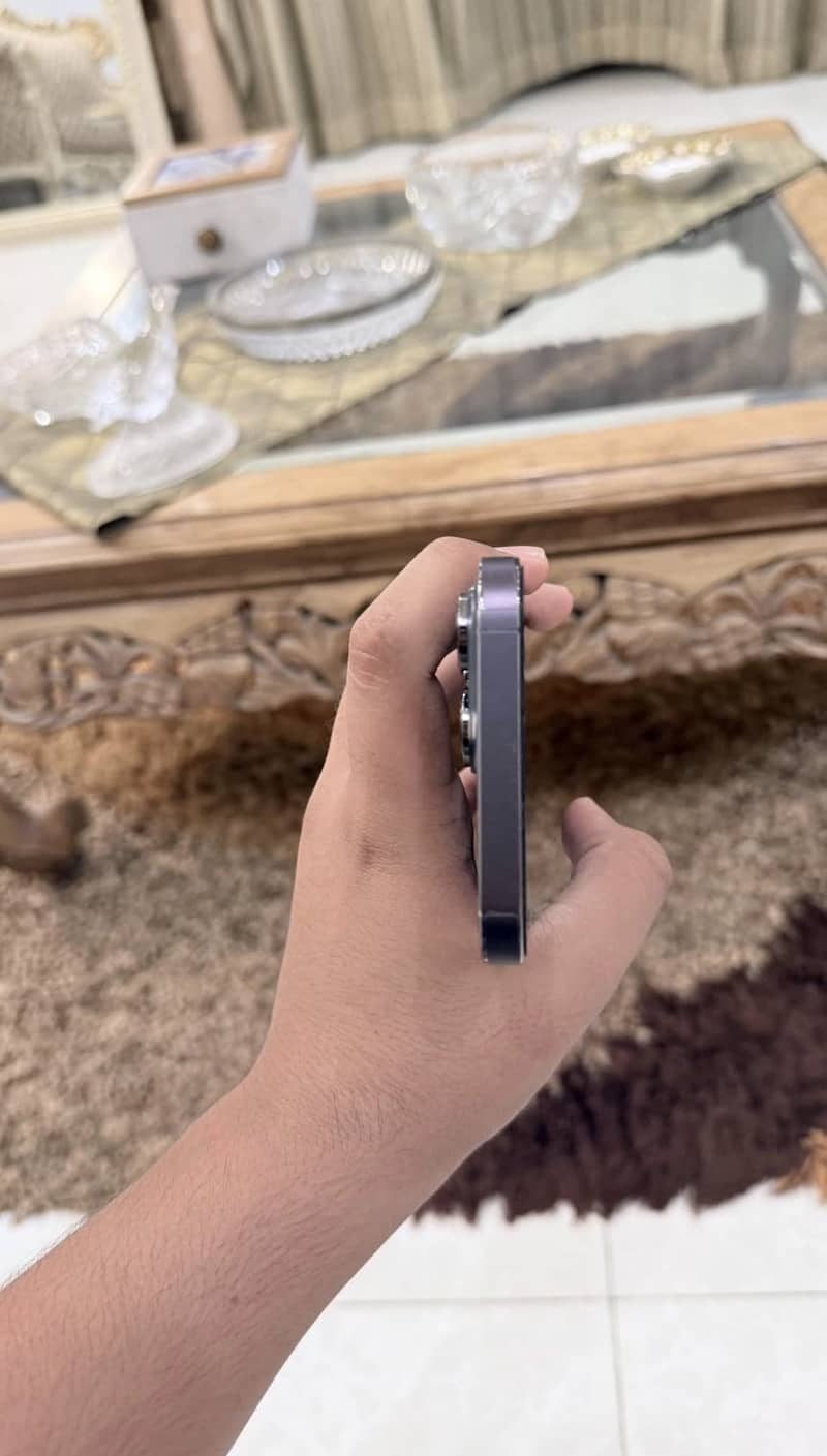 iPhone 14 Pro Max 1Tb 4