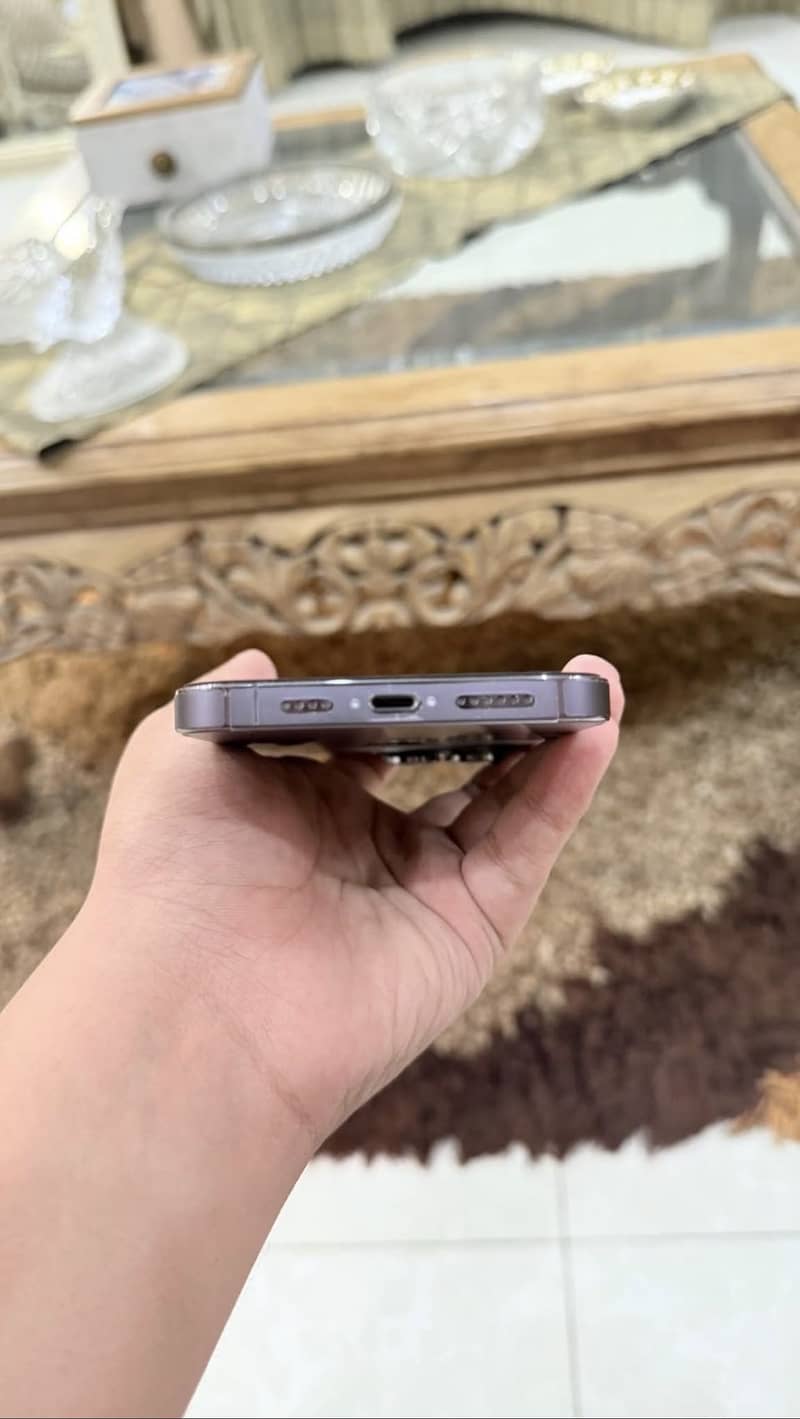 iPhone 14 Pro Max 1Tb 5