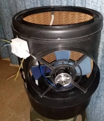AC DC SOLAR ROOM COOLER WITH CHARGER, ON OFF SWITCH BOARD & ICE PACK