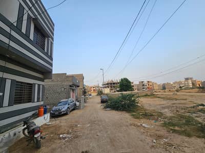 93 Sq. Yards Prime Plot for Sale Gold Block, North Town Residency Phase 1