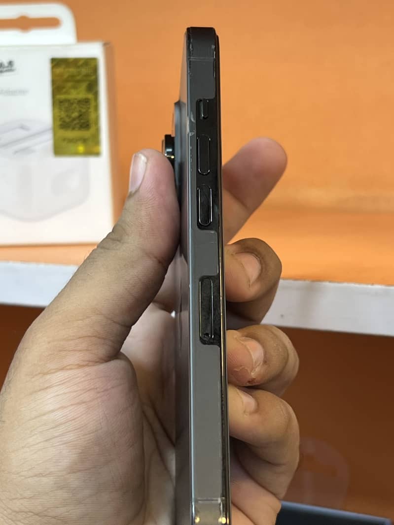 Iphone 14 pro 8