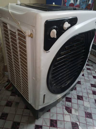 room cooler ha conditioner new Hain bilkul aim bar used hua Hain bs