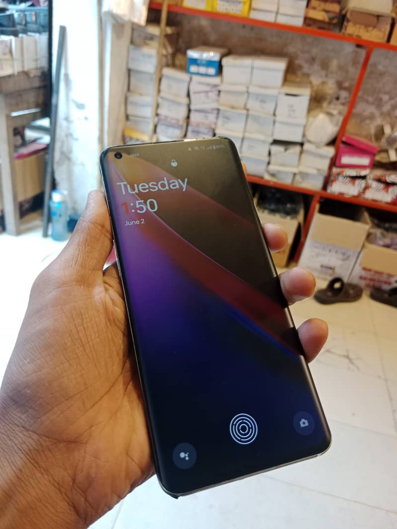 One Plus 9 Pro 6
