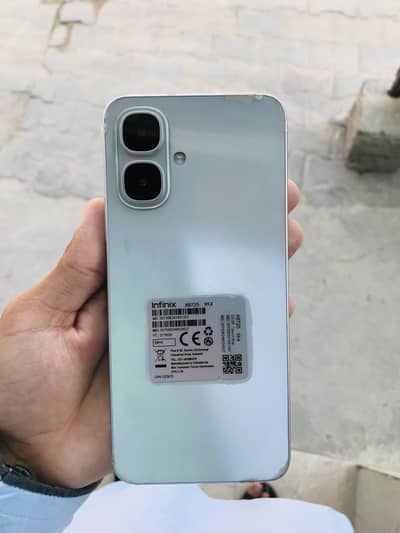 Infinix Smart 10 4/64 for sale
